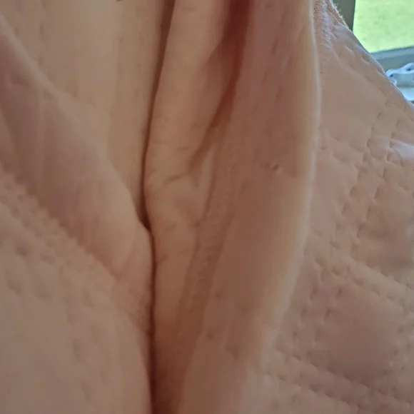 Light Pink Pullover Hoodie Quilted with Kangaroo Pocket Soft Cozy by Eddie Bauer - Picture 7 of 7